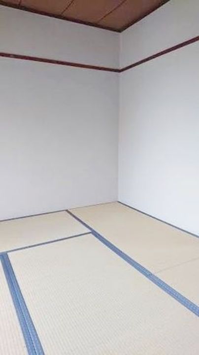 リバーサイドビル202の内装