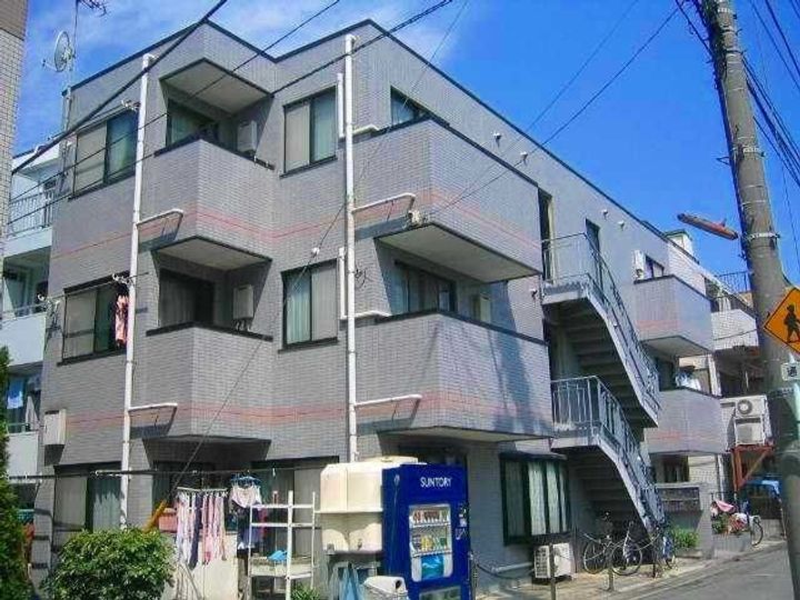 エルミタージュ201の外観