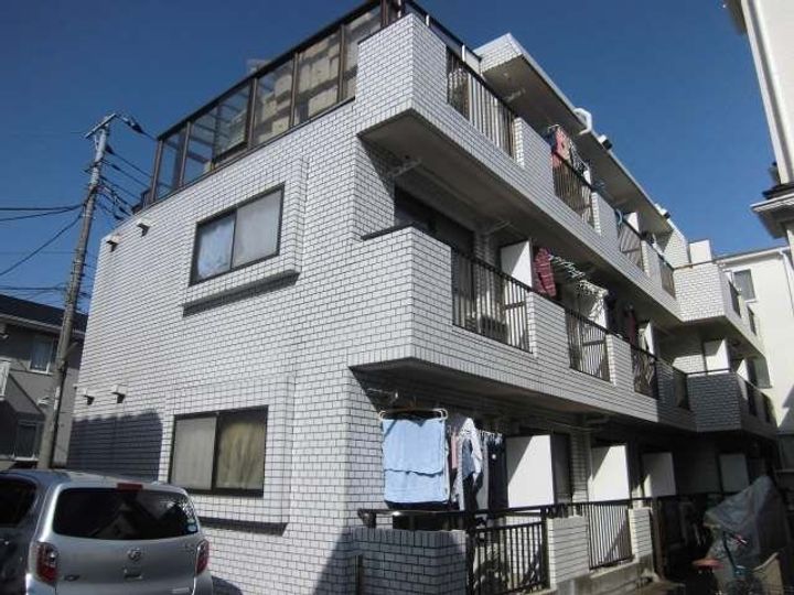 西山マンション303の外観