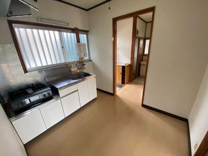 第三うるし原荘102のキッチン