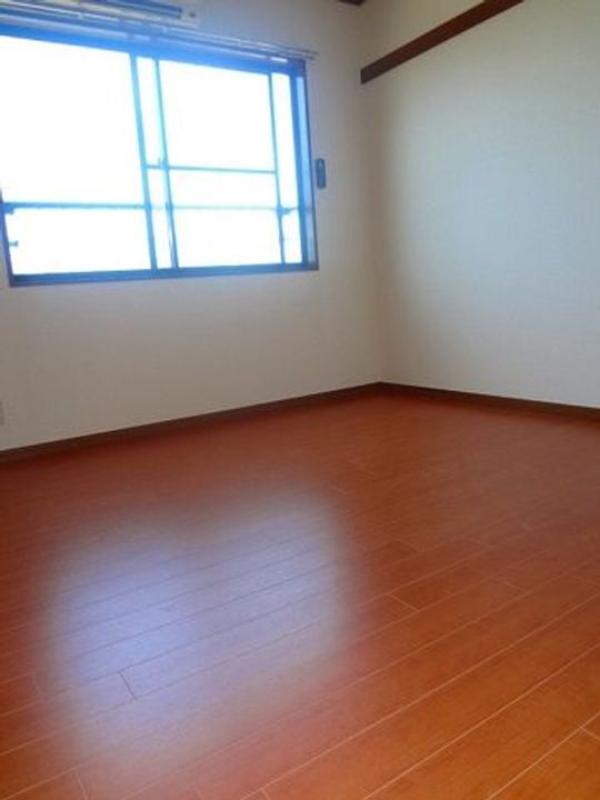 フレンドハイツ102の居間