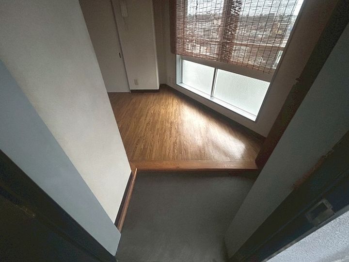 アクセスマスダの玄関