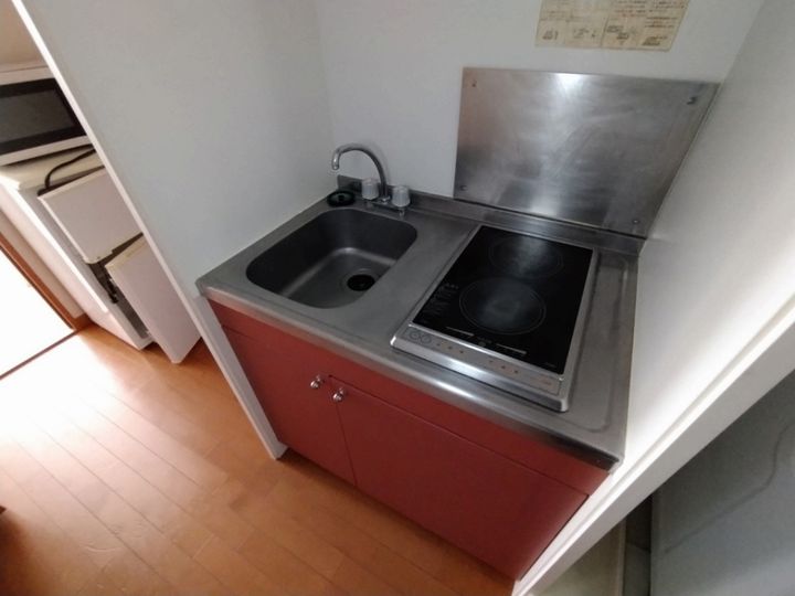 レオパレスサンヴィレッジ16のキッチン