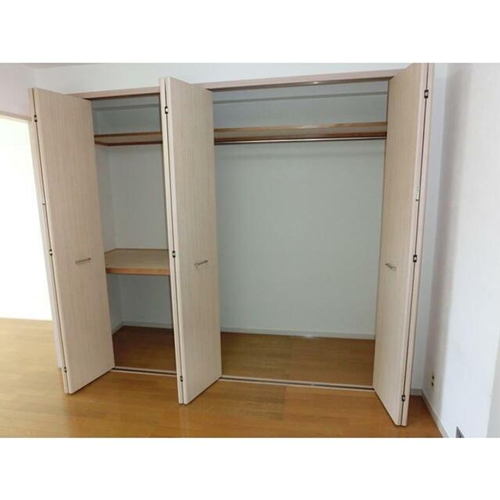 カサベルダ408の内装