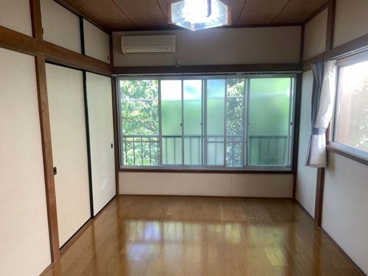 ハイム蘭201の居間