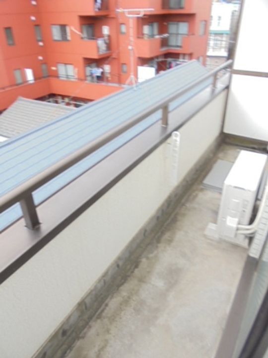 シャトル大恵F501の内装