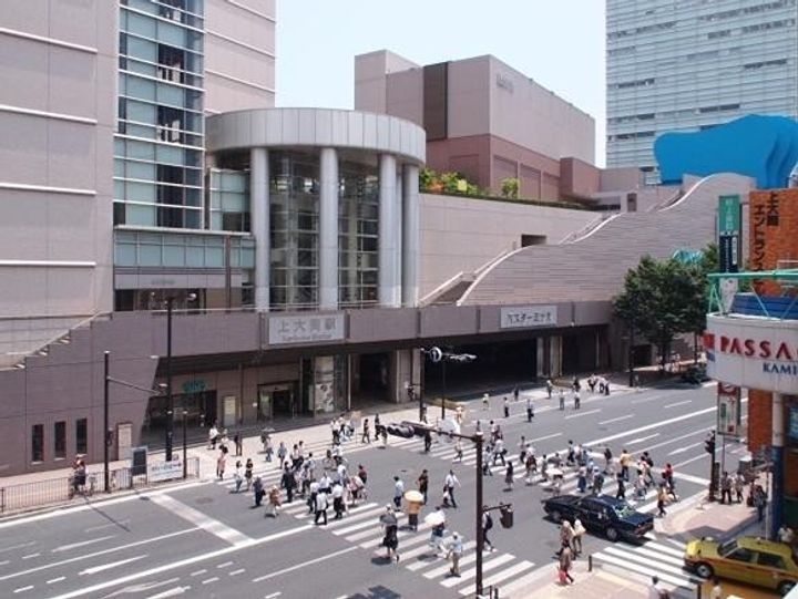 クレール上大岡参番館(クレールカミオオオカサンバンカン)202の周辺