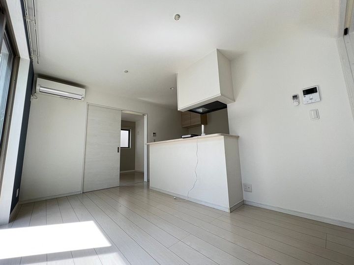 シンセイレジデンス瀬谷の居間