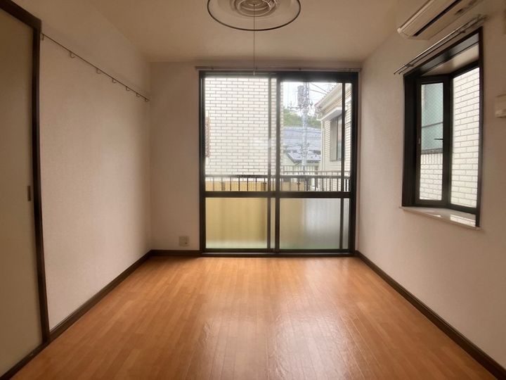 コーポコスモス203の寝室