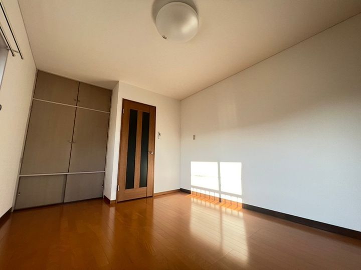 テラス鶴ヶ峰204の寝室