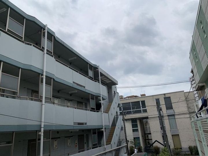 プラザ境町402の外観