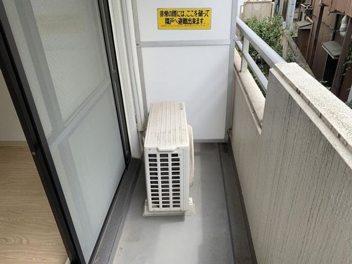 プラザ境町402の内装