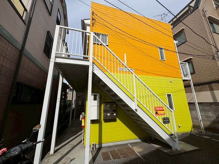 プロムナード生麦A202の外観