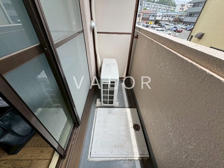 だるま堂ビル2Fの内装