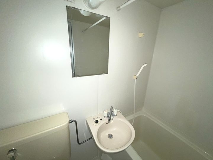 ネオステージ岸根公園103の内装