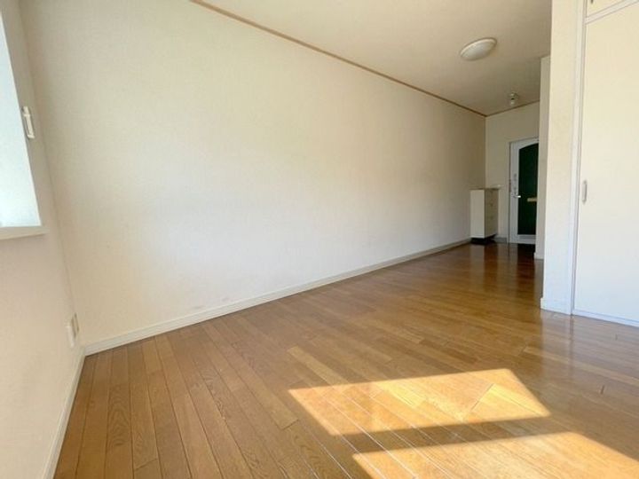 白楽エスプレシーボII213の居間