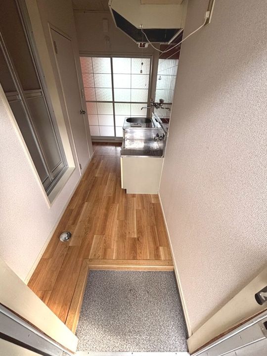 グリーンハイツの玄関