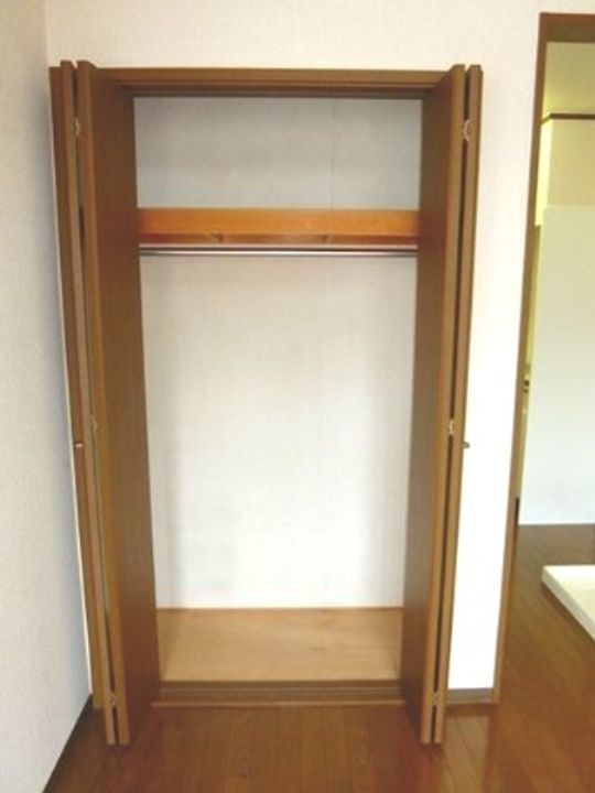 エステート三ツ沢の内装