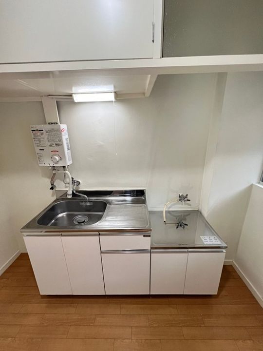 昭栄ホームズ102のキッチン