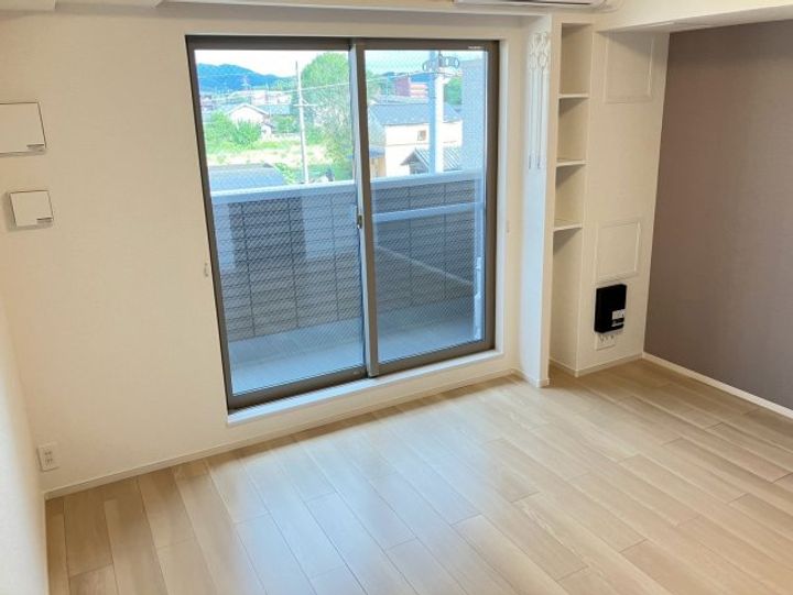 チェストセブンの居間