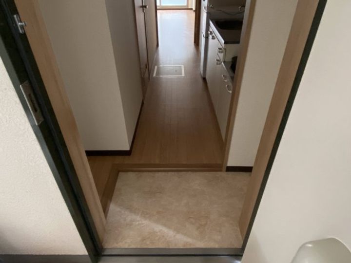 アートプラザ京田辺2205の玄関