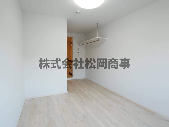 フラッティ西大路花屋町の居間