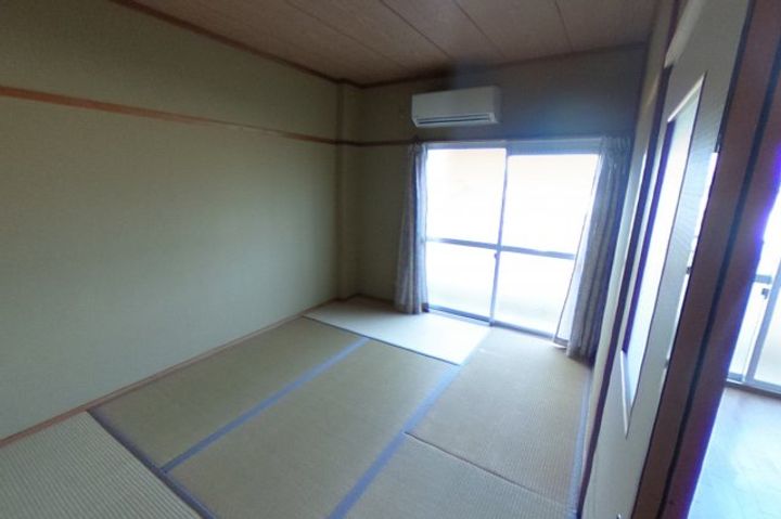 ファミール松下の内装