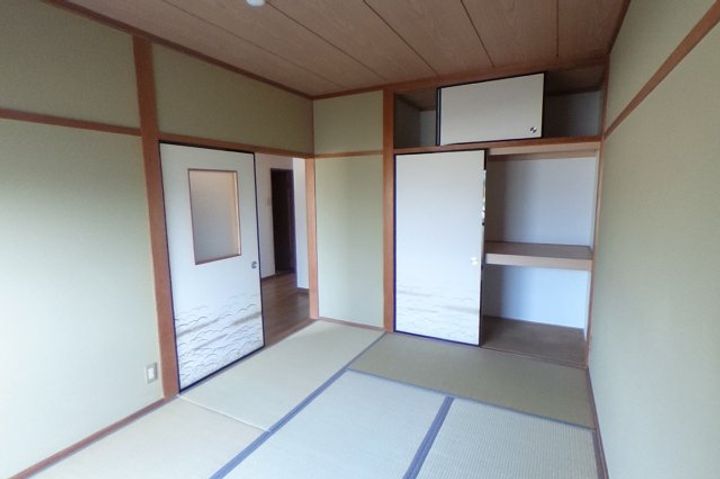 ファミール松下の居間