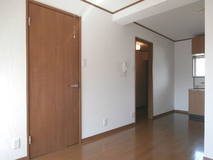 贄川マンションの内装