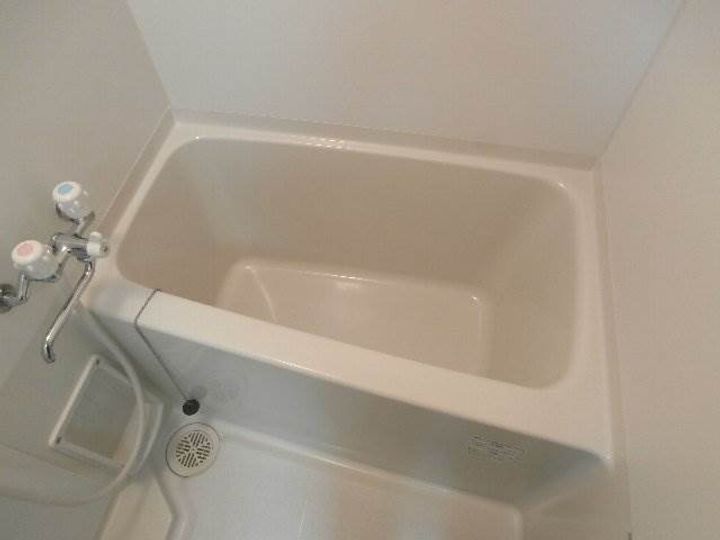 贄川マンションの風呂