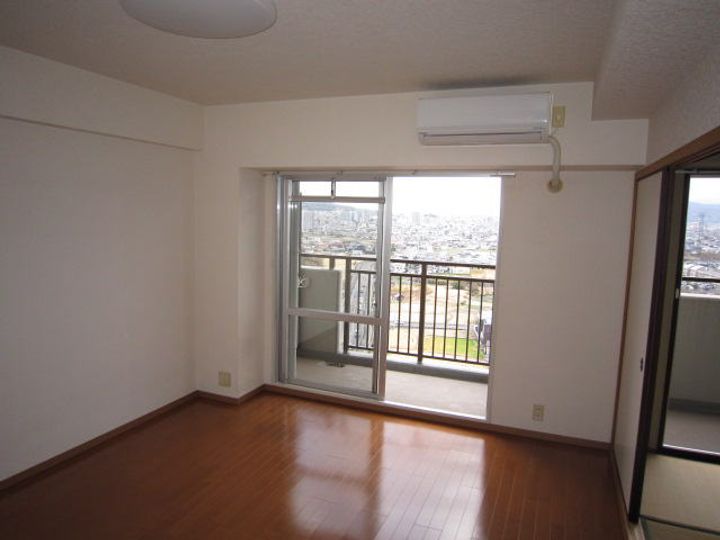 水鉄アーバンコンフォート岩出の居間