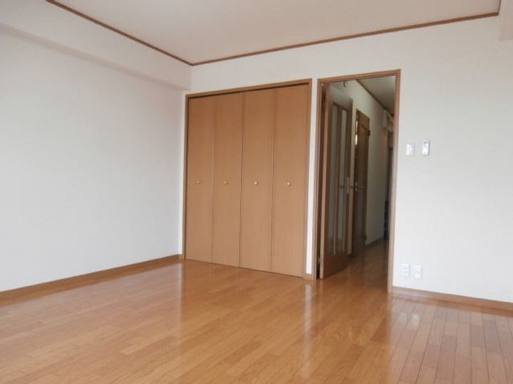 リベルテ順の寝室