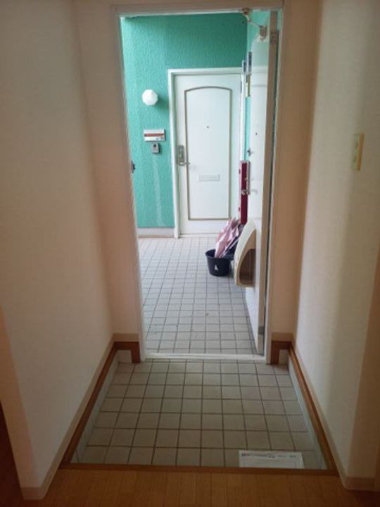 ガーデンハイツ箕島の玄関