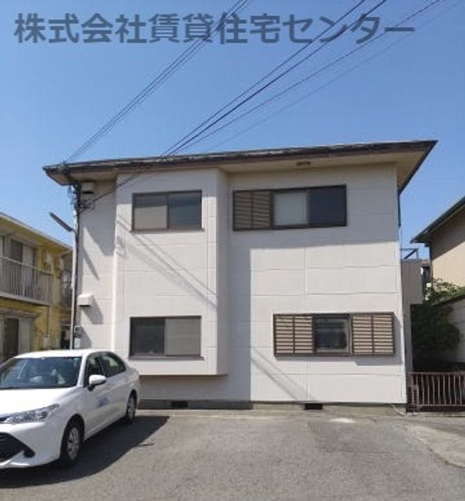 ハイツ裕の外観