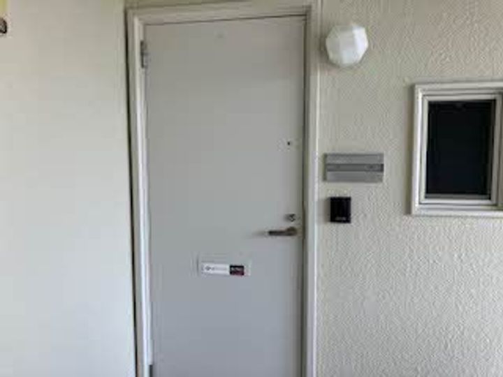 フレグランス延時の玄関