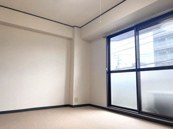 アンビアンテ田中町の居間