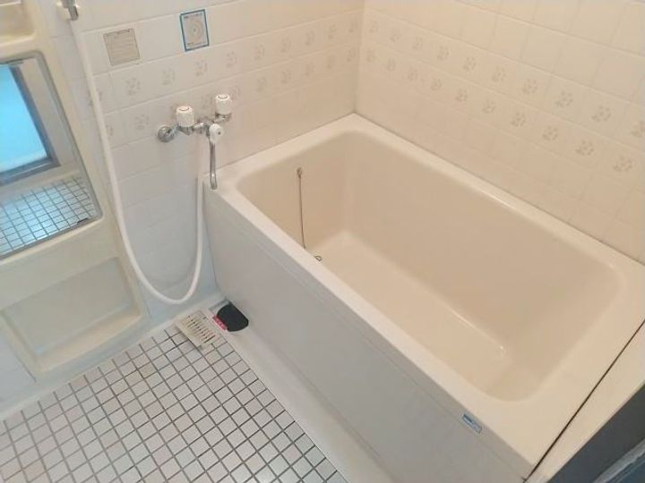 インペリアル吉礼駅前の風呂