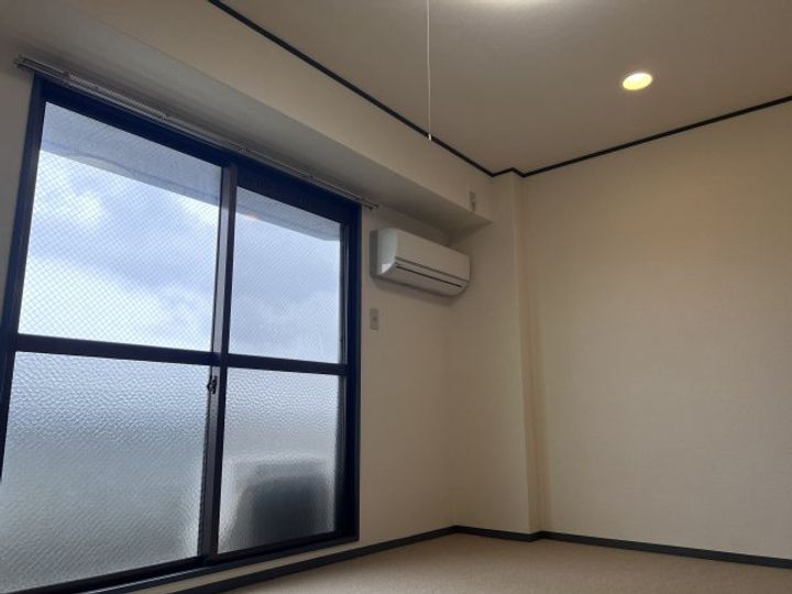 アンビアンテ田中町の居間