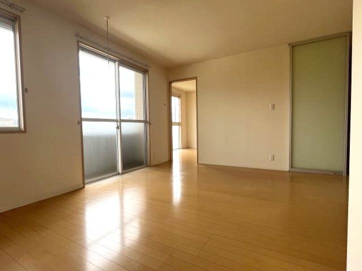 シャーメゾン新中島の内装