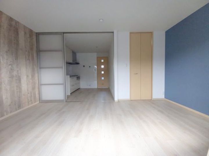 リビングタウンなごみ(F棟)の居間