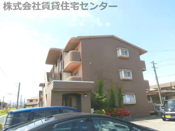 グリーンフル中島の外観