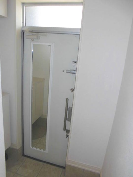 和歌山県和歌山市内原(一戸建)の賃貸物件の玄関