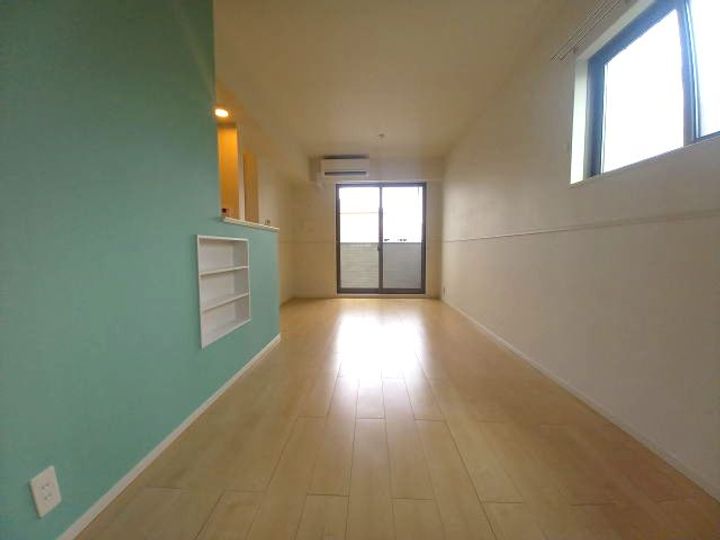 エルシャトー吉備Ⅶの居間