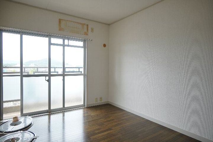 新中島エクセランスの居間