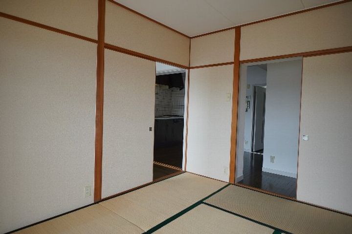 新中島エクセランスの内装