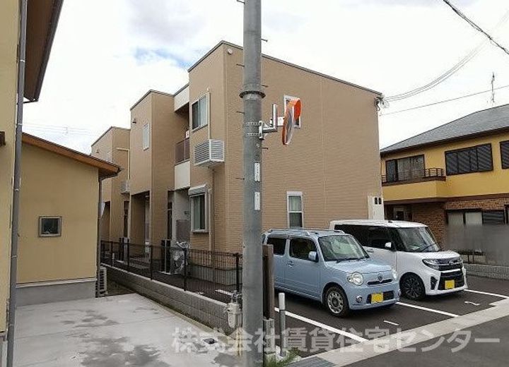 クラウンハイツ砂山南Ⅱの外観