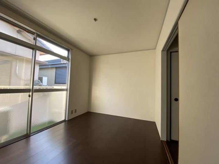 秋月コーポラスの居間