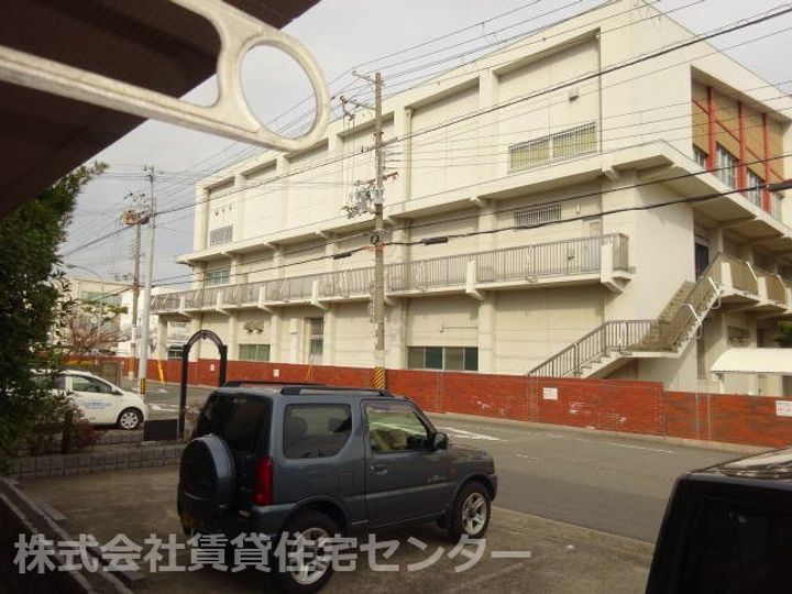 ハイムフューチャーの周辺