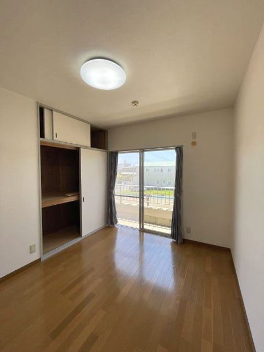 熊代マンションの居間