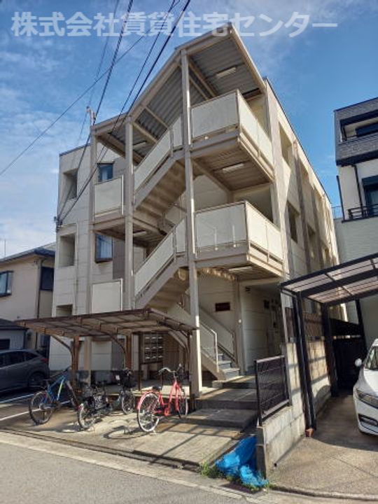 レーベン木広の外観